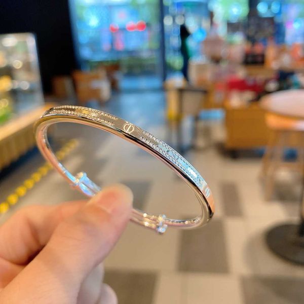 

designer new light luxury versatile c card push pull bracelet, Black