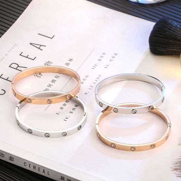 

eller japan and south korea's new selling colorless titanium steel 18k bracelet with diamonds for girls small luxury temperament high g, Black