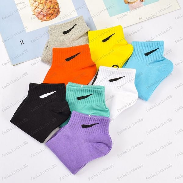 

mens socks classic sports designer socks four seasons mid tube socks for men and women, Black