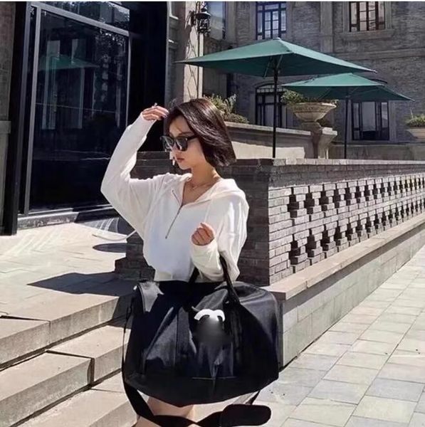 

new fashion travel bags nylon handbags large capacity holdall carry on luggages duffel bags luxury men luggage gentleman commerce