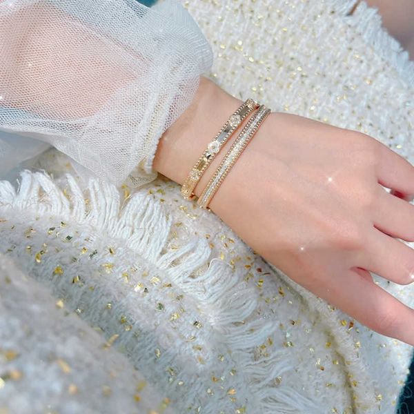 

selling funds new narrow version kaleidoscope bracelet fashion simple valentine's day gift for girlfriend luxury card nail, Black