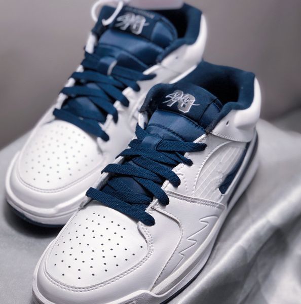 

2023 man basketball shoes stadium 90 appears in white and teal sportswear all season outdoor-indoor designer sneakers