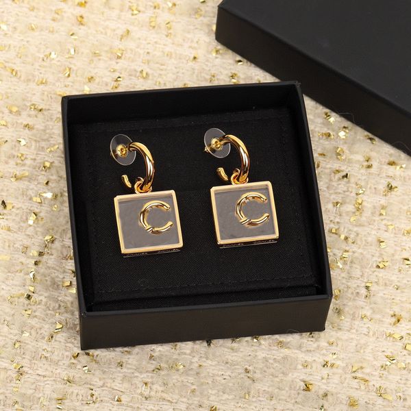 

2023 luxury quality charm drop earring with transparent color design in 18k gold plated have box stamp ps7157b, Golden