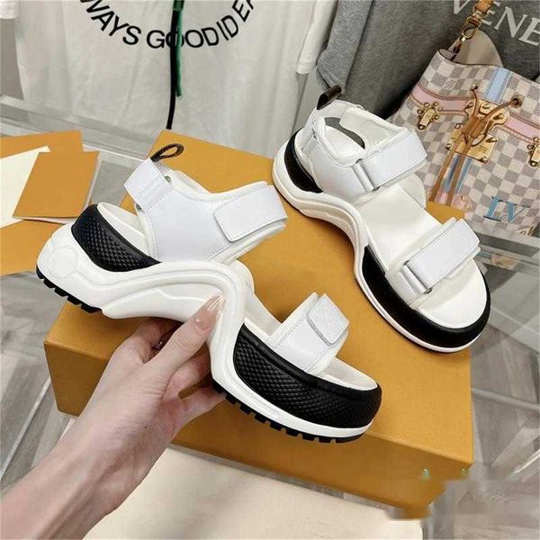 

2023-luxury designer women summer sandals flats casual shoes runway outfit beach slids couple flats hollow design party dress shoes footwaer, Black