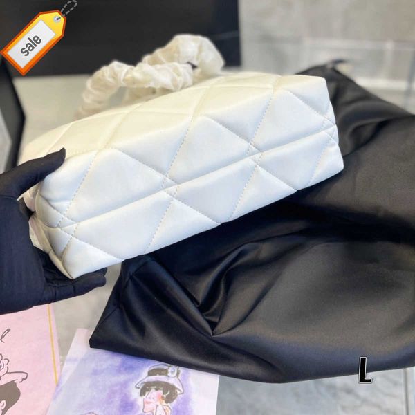 

women's brand designers shoulder bags tote 2023 new fashion large capacity single shoulders underarm bag lingge embroidery crossbody ba