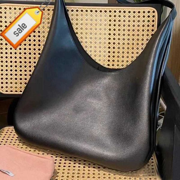 

brand designer shoulder bags tote 2023 fashion miu black totebags women's messenger packet multifunctional everything diagonal cross ba