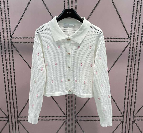

Women's T-shirt Designer tees top Hollow out Embroidery Knitted Long Sleeve Top Fashion Polo Neck Temperament Long Sleeve Tees High Quality Black White