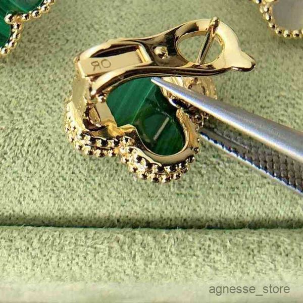 

stud s925 sterling silver ladies earrings with mother-of-pearl inlaid. high-quality jewelry new style r230619, Golden;silver