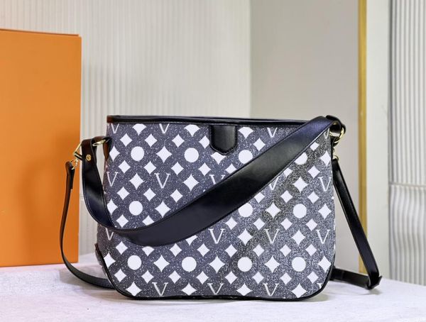 

designer womens tote bag luxury vintage handbags shopping shoulde bags quality flower letters underarm bag ladies fashion evening makeup pur