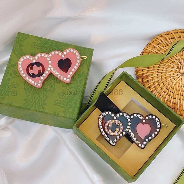 

2022 new designer sweet pink heart hair clips barrettes popupal fashion luxury brand letters hair pins for women girls with green box, Golden;silver