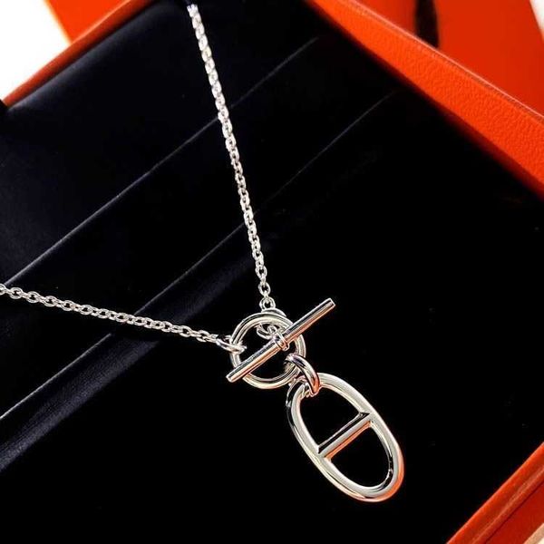 

stainless steel h necklace ot buckle design pig nose pendant clavicle for women fashion jewelry party love gift with box, Silver