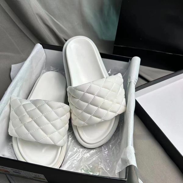 

2023 women slippers designer woman outdoor sandal black white pink green flame leather rubber sandals flat shoe beach slides mens womens man