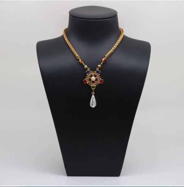 

pendant necklaces french romantic colorful glass pearl european and american vintage snake bone chain women's necklace, Silver