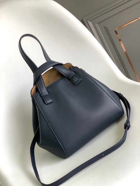 

loews hammock nugget bag handbag designer summer vacation travel shoulder bags crossbody luxury weave handbag loewe bag