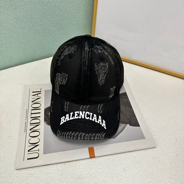 

baseball cap new style embroidery letters in summer male and female designers beanie hat sunshade sunscreen graffiti edging cap fashion, Blue;gray