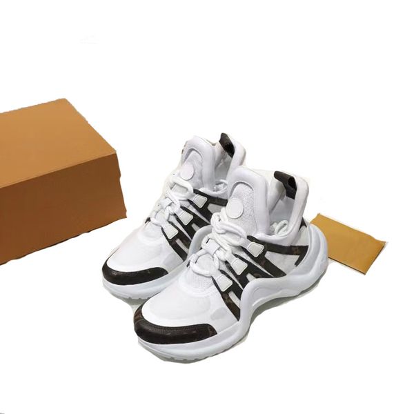 

running shoes women 2023 fashion new luxury brand shoe sneakers mens trainers womens athletic man sport woman training size 35-42 5 styles b
