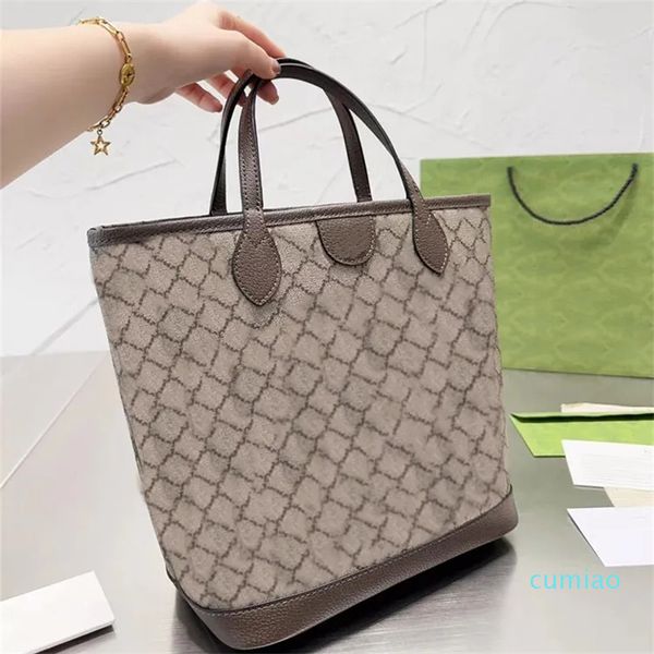 

luxurys famous designers tote bag womens mens wallets weekend cross body pochette sided shopping mini leather totes shoulder bags hangbag