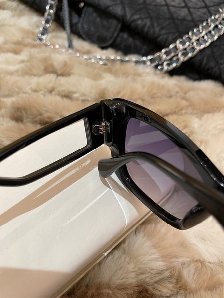 

new classic designer sunglasses fashion trend sun glasses anti-glare casual eyeglasses for men and women beach sunglasses, White;black