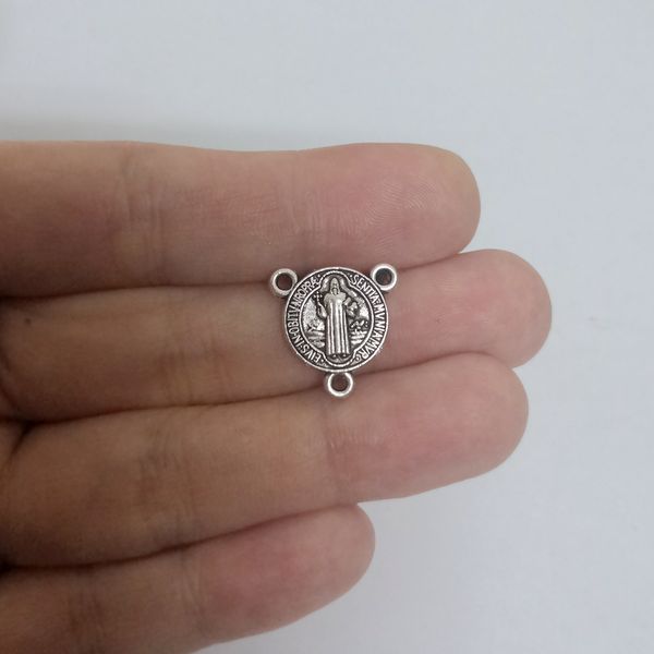 

100pcs/lots antique silver saint benedict medal cross triangular 3-strand charm spacer end connector 16x16mm diy accessories f-59