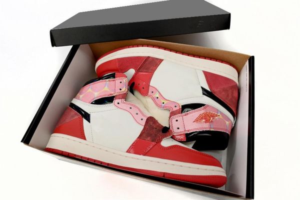 

authentic 1 high og next chapter basketball shoes spider verse origin story university red black white dv1748-601 outdoor sneakers size 36-4