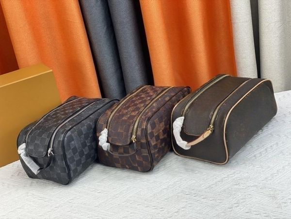 

new fashion presbyopia ladies handbag leather makeup bag purse three colors