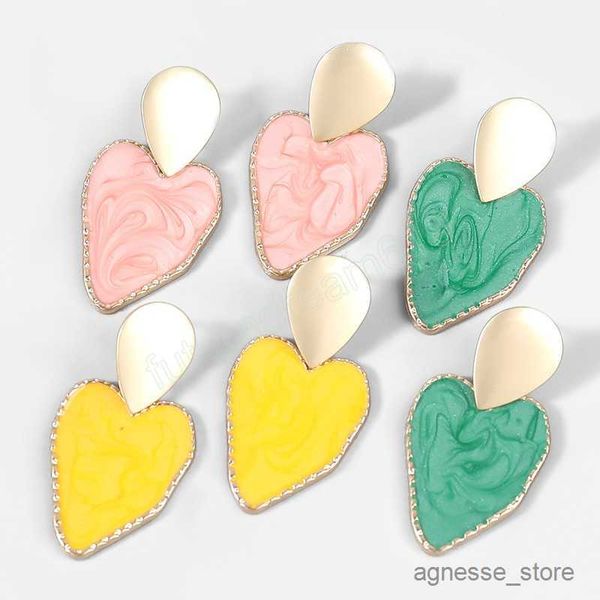 

stud fashion metal heart-shaped earrings women's popular exaggerated dangle earrings accessories r230619, Golden;silver