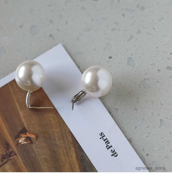 

stud vintage charm earrings s925 sterling silver white round ball fresh water stud for women wedding jewelry r230619, Golden;silver