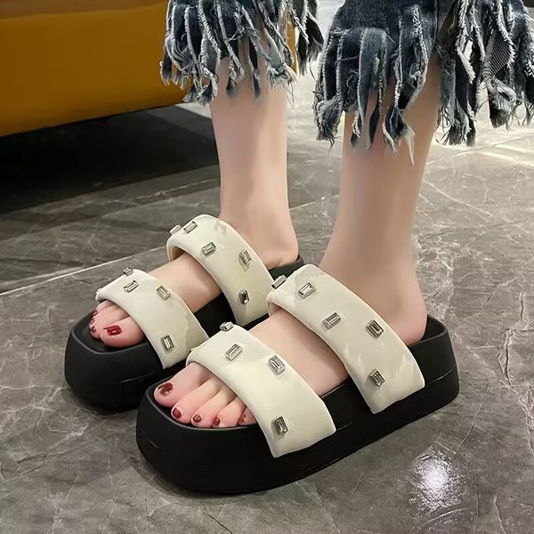 

summer fashion women's slippers comfortable lightweight thick sole outdoor personality foot massage soft beach sandals, Black