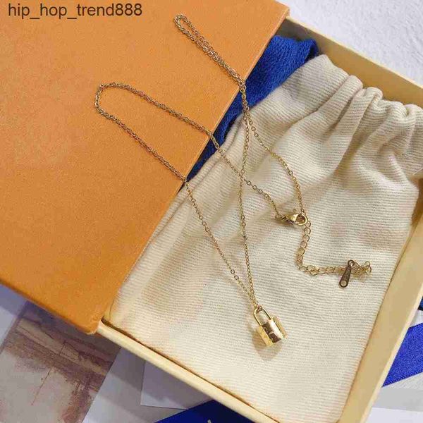 

fashion women luxury designer necklace choker pendant chain 18k gold plated stainless steel letter necklaces wedding jewelry accessories x32, Silver
