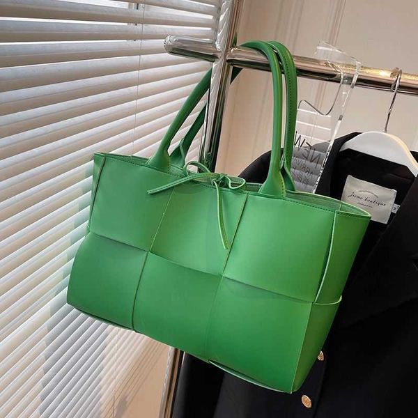 

luxury bottegass venetas jodie woven cloud tote 2023 purse textured large bag spring new trendy and versatile westernized fashion shoulder p