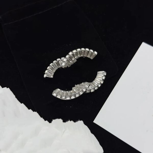 

luxury brand designer double letter pins brooches women cape buckle brooch suit pin wedding party jewerlry accessories gifts kx8h, Gray