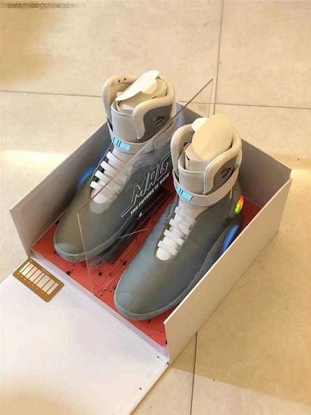 

2022 authentic mag back to the future shoes glow in dark gray sneakers marty mcflys led lighting up mags black red boots with box