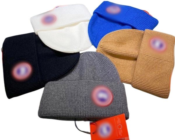 

designer hats men's and women's beanie fall/winter thermal knit hats men women pink red black classic style with box triangle 5 co, Blue;gray