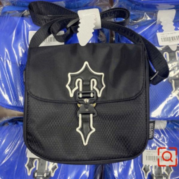 

shoulder bags trapstars messenger nylon crossbody bag womens mens rapper uk irongate cobra t luxury designer handbag tidal flow design 96ess