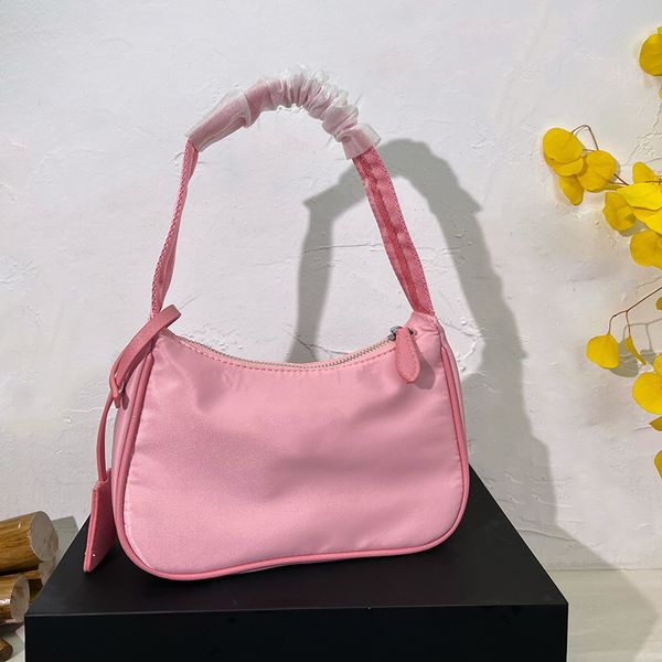 

europe and the united states fashion ladies oxford cloth leisure bag senior sense prada retro bag commuter underarm bag