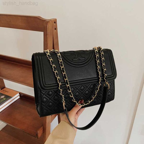 

2023 new fashion solid color women's large capacity all-matching diagonal handbag famous luxury designer summer shoulder bag