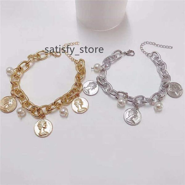 

2021 new arrival luxury gold cuban link chain bracelet punk style pearl metal portrait coin bracelets for women, Silver