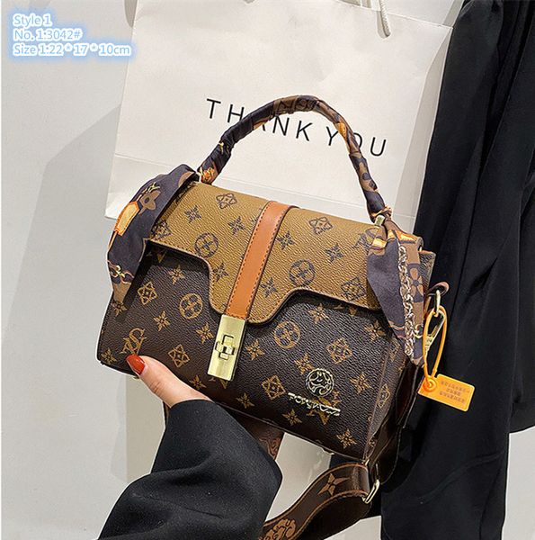 

Factory wholesale ladies shoulder bag 2 styles clamshell belt buckle scarf handbag elegant letter printed mobile phone coin purse shaped leather backpack 3042#, Brown