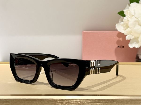 

square miu sunglasses for men and women designers personalized vintage glasses plate advanced sunglasses high beauty, White;black