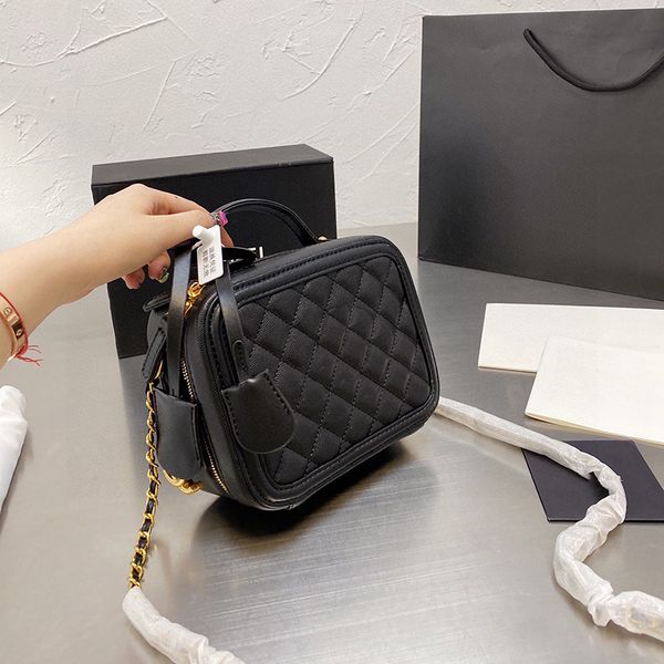 

new cosmetic designer shoulder bag square shape classic chain loveliness luxury brand handbags high-end fashion handbag exquisite channel ba