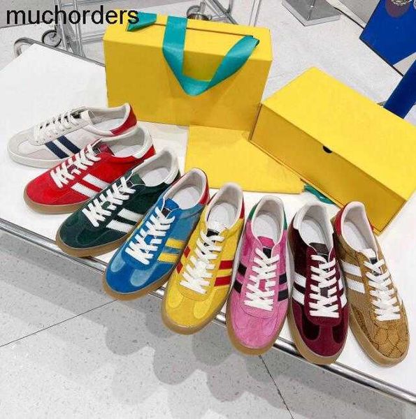 

2023 designer gazelles sneaker casual shoes embroidery design women gazelle sneaker retro sneakers fluff upper rubber sole comfortable shoes