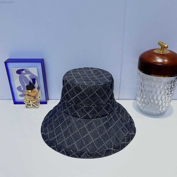 

letter full denim designer bucket hat men designers baseball caps hats mens womens wide brim hat fashion sunhat casquette sport golf cap 252, Blue;gray
