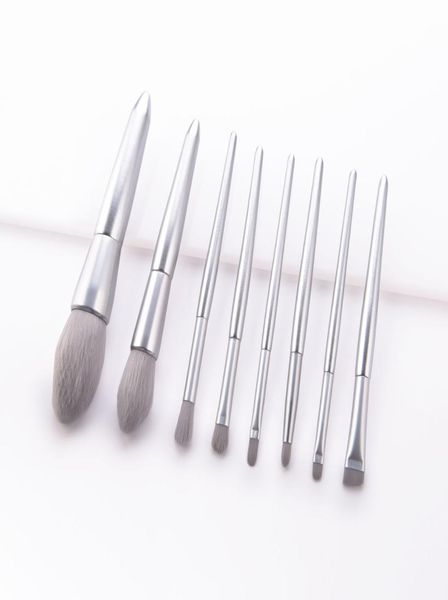 

8pcs elegant silver handle makeup brush set gray hair foundation eyeshadow cosmetic make up brush set kit flame brush beauty tools4114857