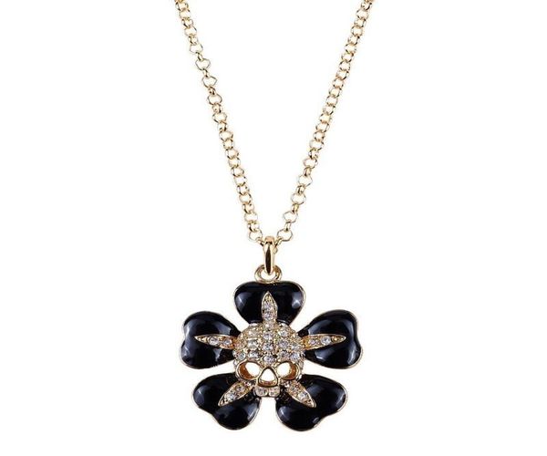 

black small flower inlaid with gold skull saturn necklace lacquered skull flower necklace6028835, Silver
