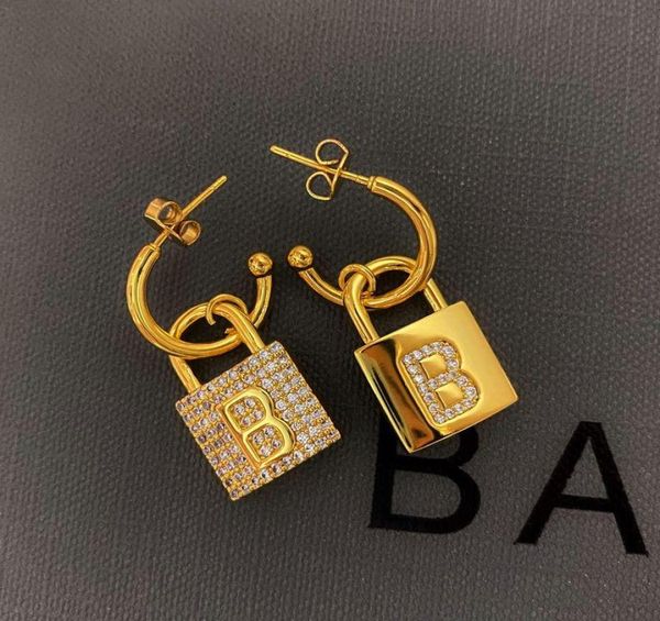 

hoop huggie timeless wonder fancy zirconia lock hoops earrings women brand designer jewelry runway luxury ins emo letter b i7135047, Golden;silver