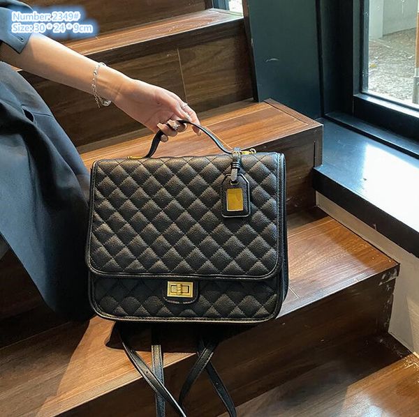 

factory wholesale ladies shoulder bags 2 colors classic joker black patent leather fashion handbag elegant sewing plaid backpack minority de