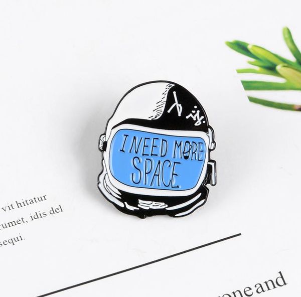 

personality trend selling astronaut helmet in europe and america dripping oil brooch accessories cartoon hats clothing pi6308329, Gray