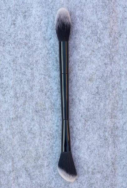 

face contour makeup brush 20 10 4 25 40 4 30 dualend double end black highlighting bronzer foundation powder brush4121421