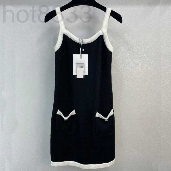

runway dresses designer 23ss women's wool knits dress shirts with letter buttons girls milan tank a-line bodycon sleeveless high end pu, Black