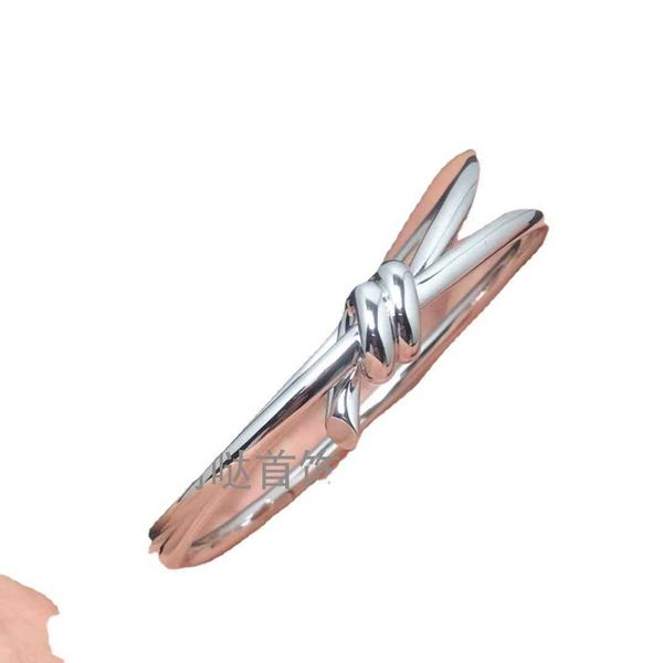 

high version tiffay v gold edition twisted bracelet knot 925 silver 18k rose ailing same style, Black